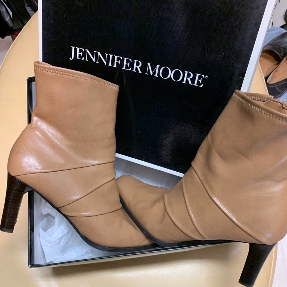 Jennifer Moore Palomacam mid-calf camel color boots size 9M